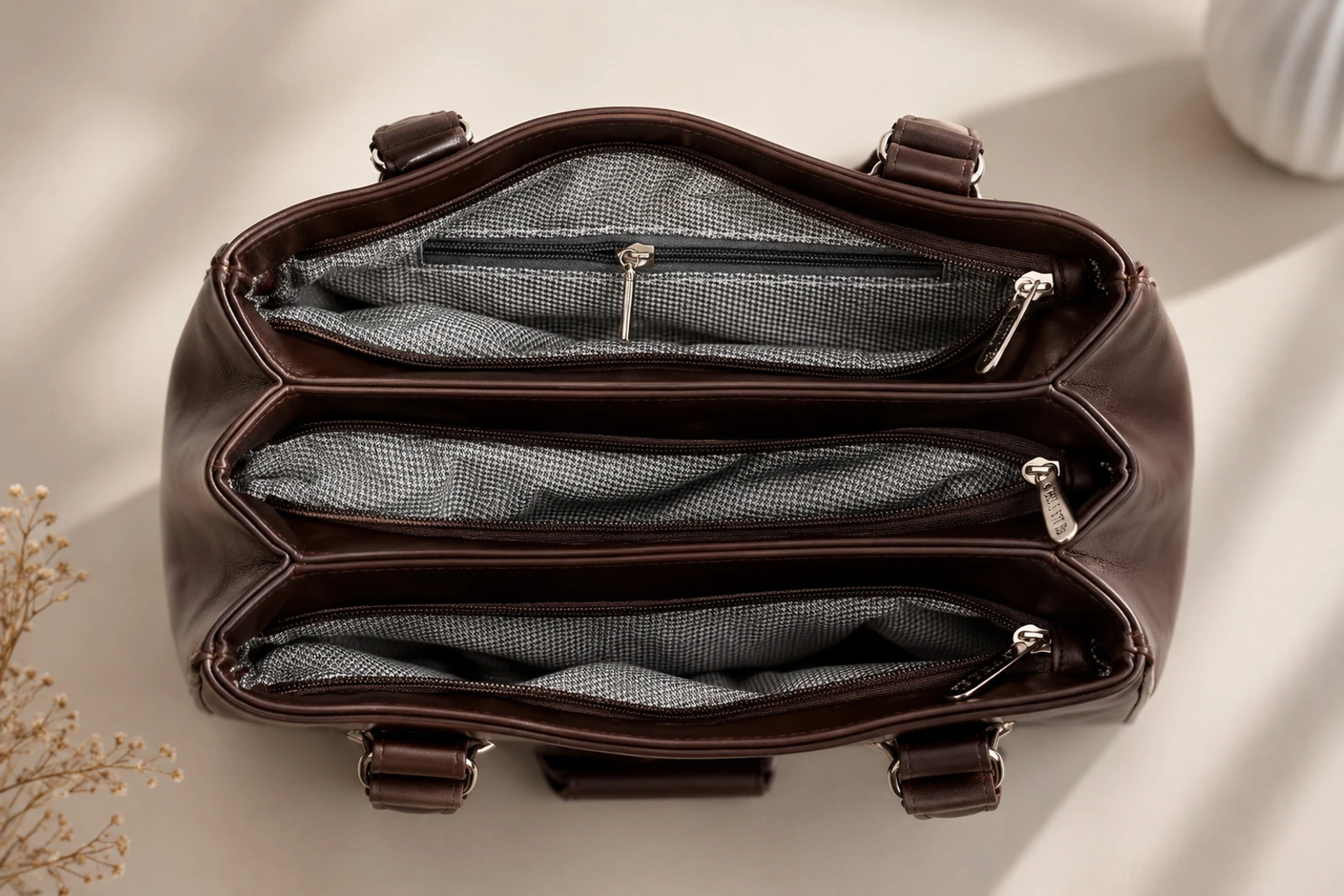 cretour Women Brown Shoulder Bag