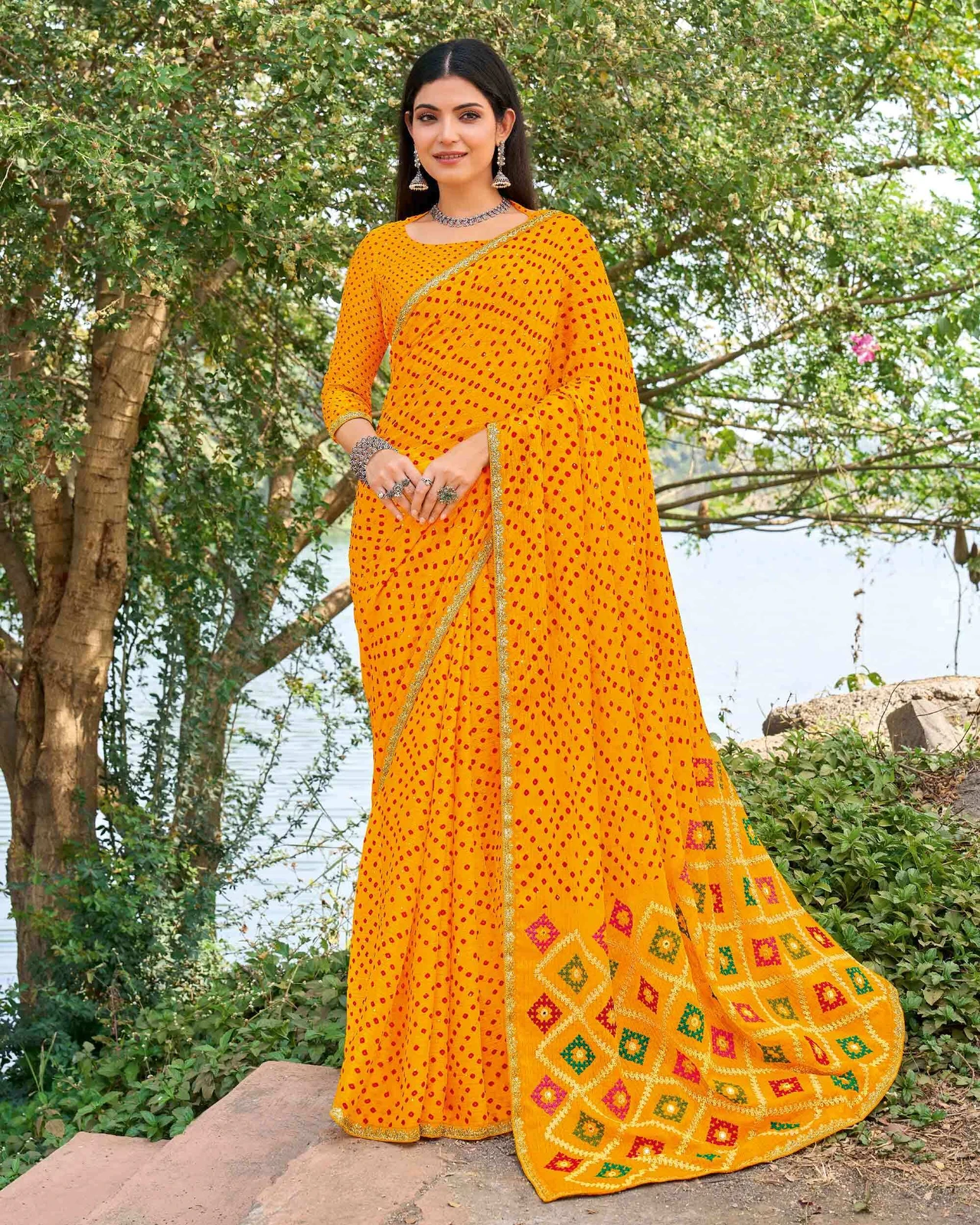 Laxmipati sarees Embroidered Bollywood Chiffon Saree (Yellow)