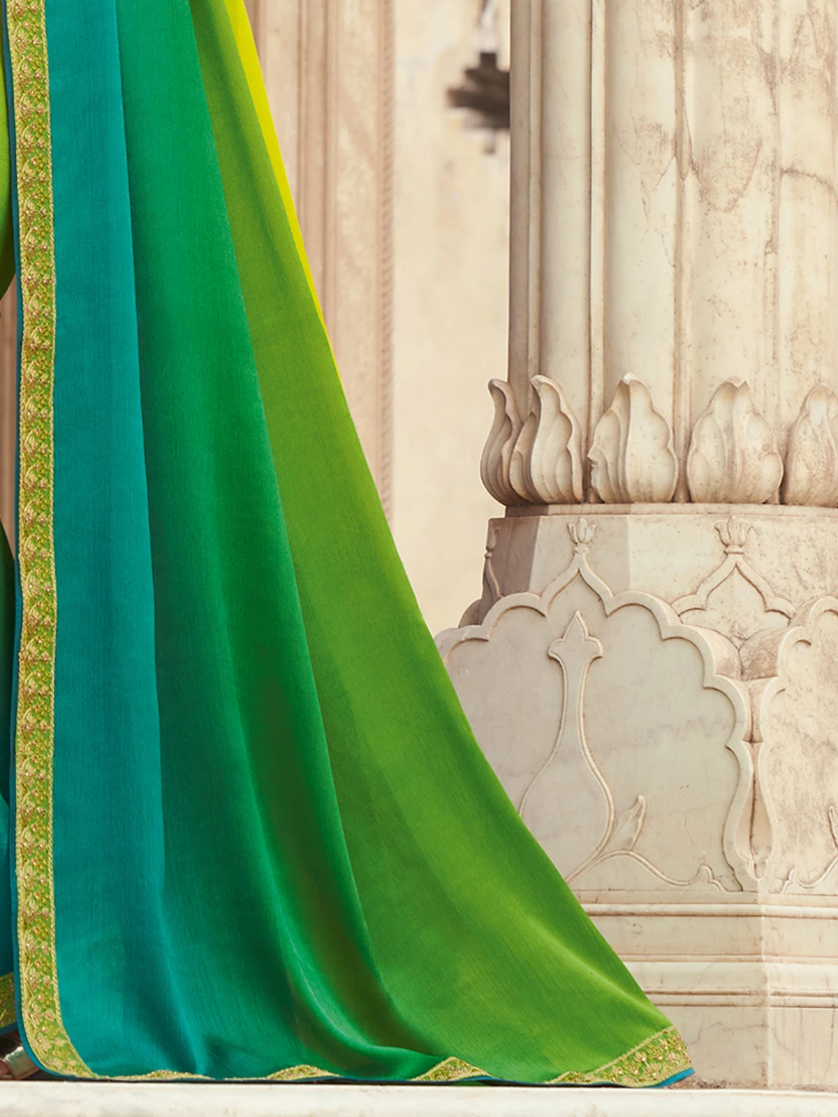 Tasrika Embroidered Bollywood Georgette Saree (Light Green)