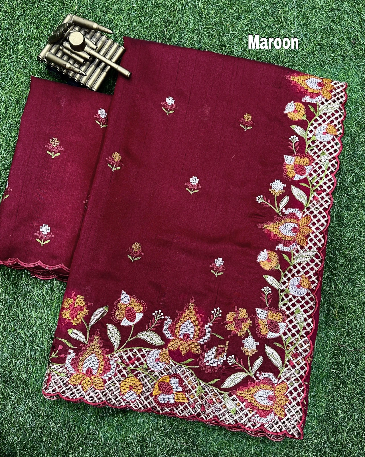 Tasrika Embroidered Bollywood Silk Blend Saree (Maroon)