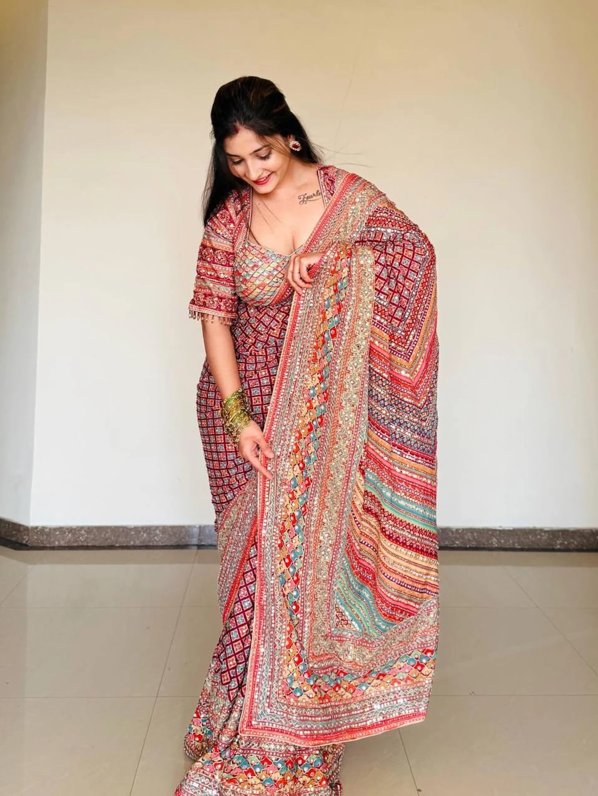 Spetila Printed Bollywood Georgette Saree (Multicolor)