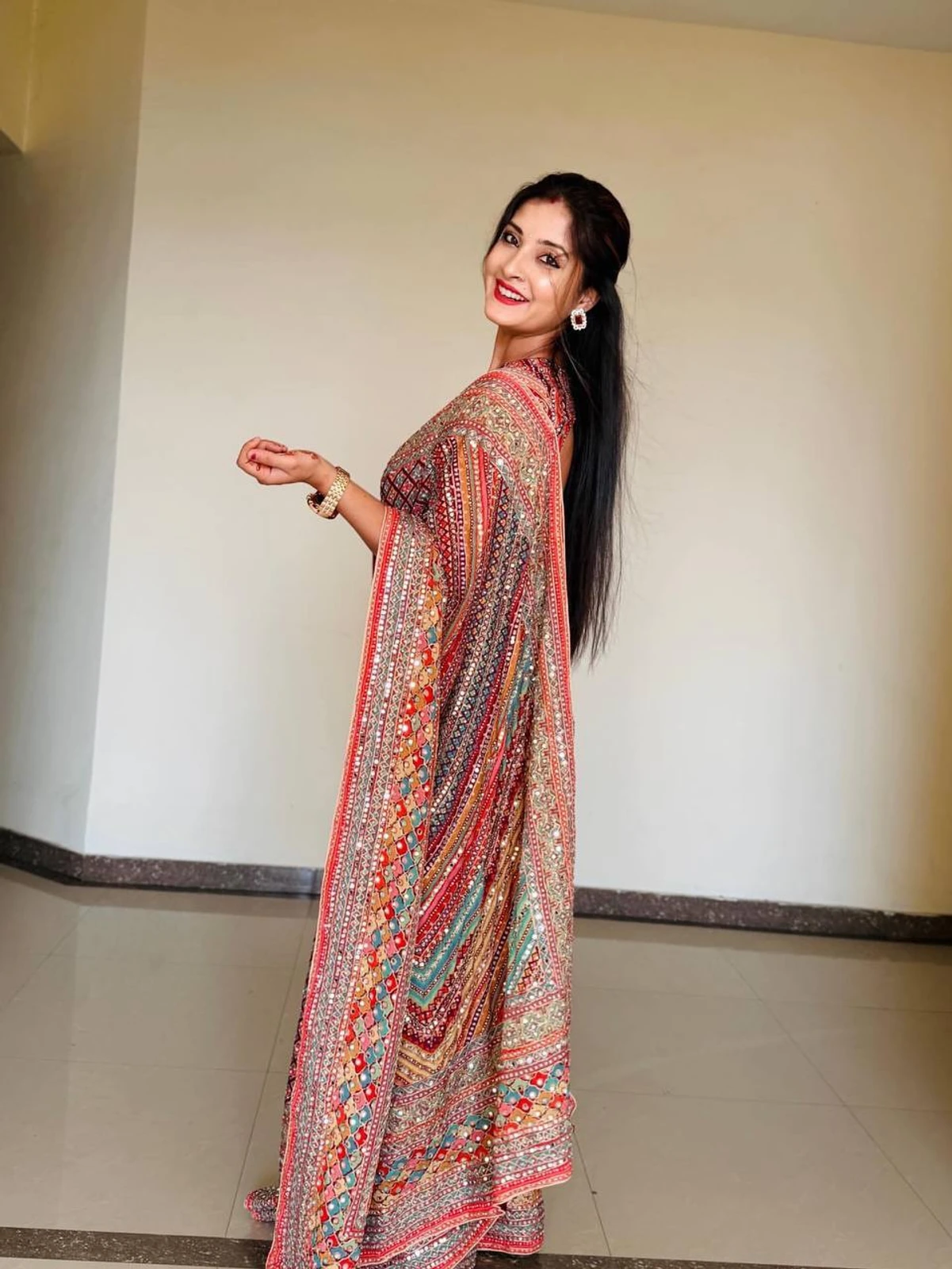 Spetila Printed Bollywood Georgette Saree (Multicolor)