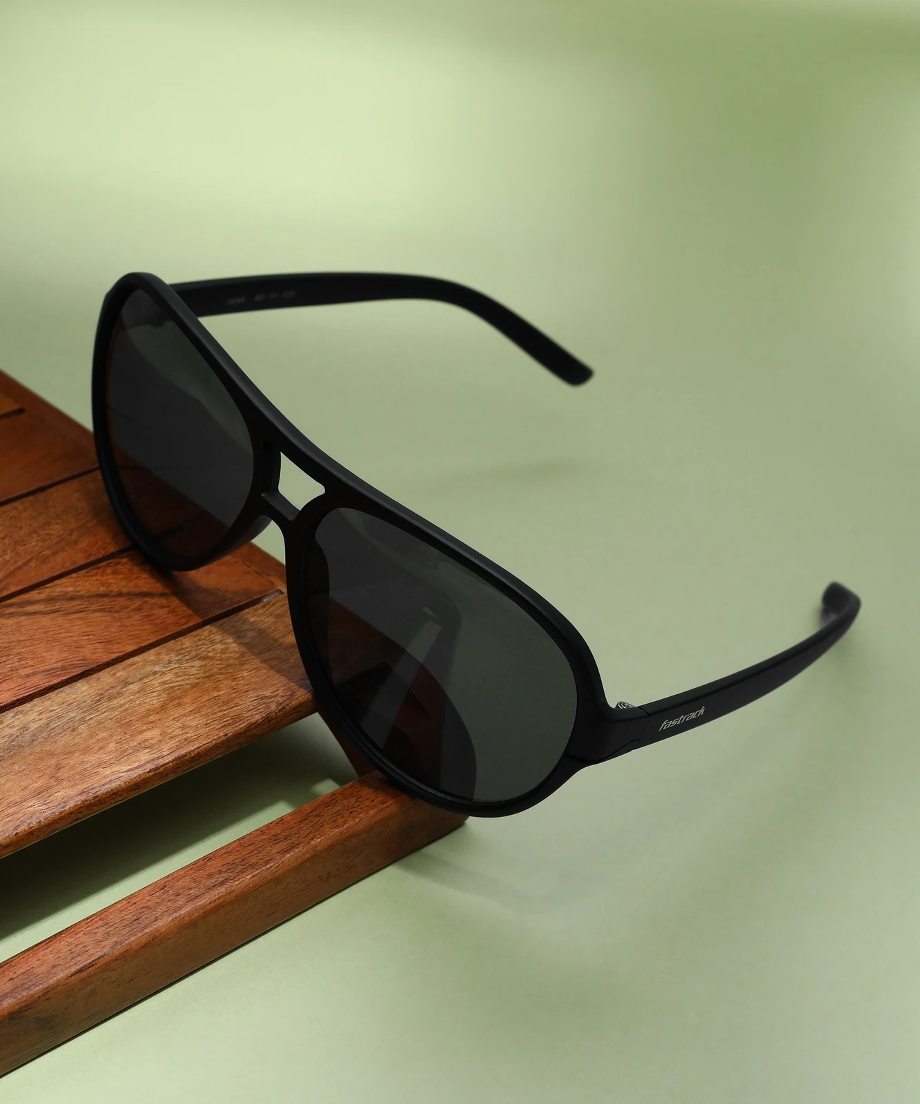 Fastrack UV Protection Aviator Sunglasses (Free Size) (For Men, Green)