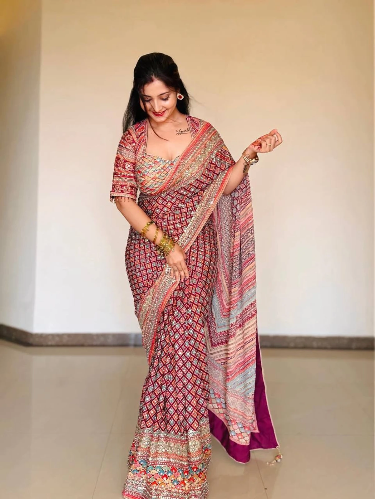 Spetila Printed Bollywood Georgette Saree (Multicolor)