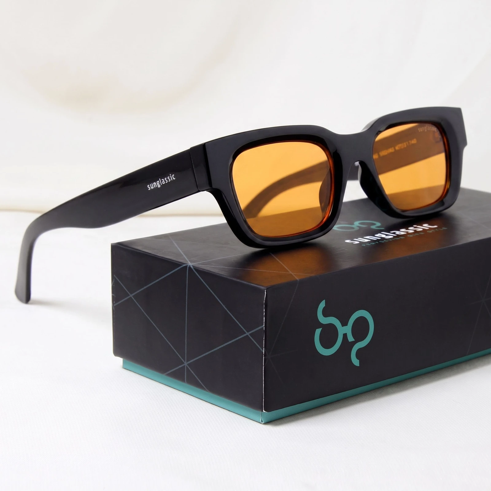 SUNGLASSIC UV Protection Wayfarer, Retro Square, Rectangular Sunglasses (Free Size) (For Men & Women, Orange